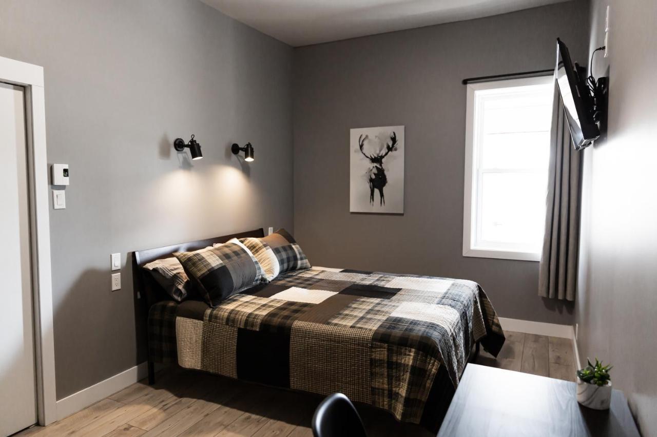 Bed and Breakfast Chez Fx La Tuque Exterior foto